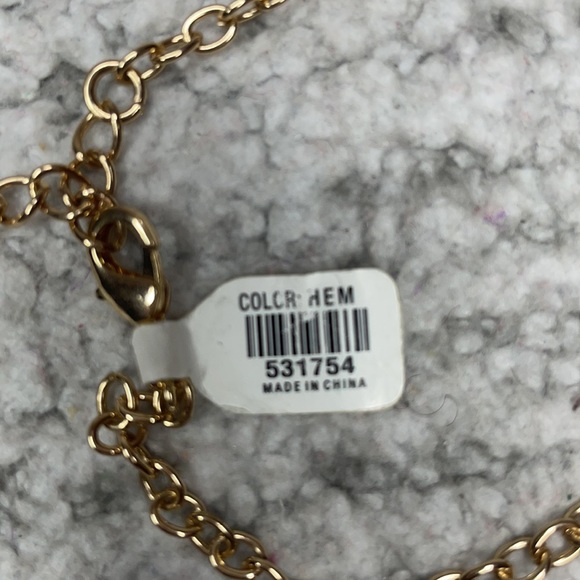 NWT Jewel Flower Dangle Necklace - Picture 5 of 5